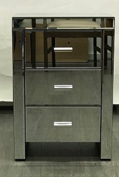 Mirrored Modern Bedside with 3 drawers on runners in Silver